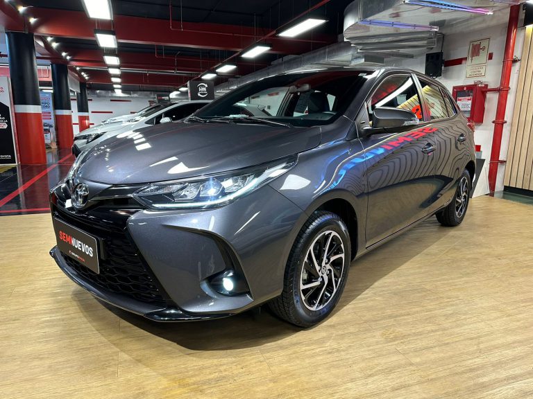 TOYOTA YARIS HB 1.3 SPORT CVT