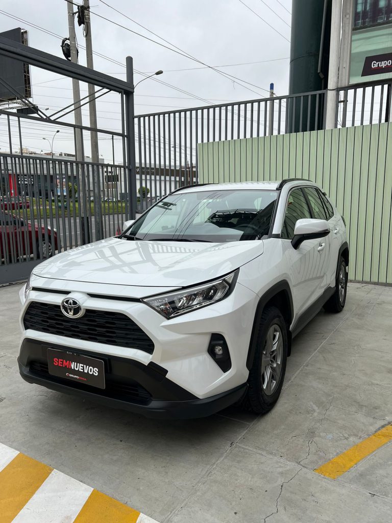 TOYOTA RAV4 2.0 4X2 FULL MT